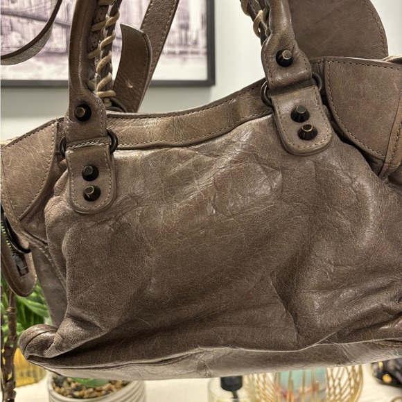 Balenciaga classic city mini shoulder in brown arena lamb skin - Picture 3 of 6